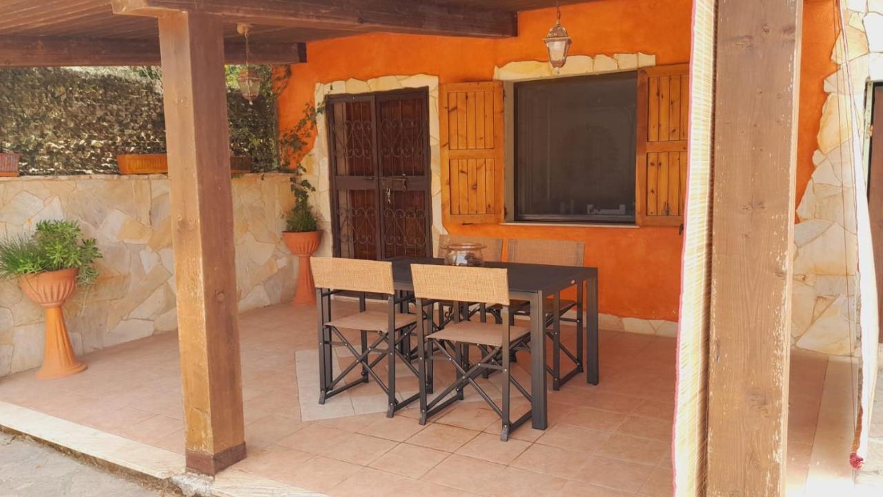 Villa Relax Tra Gli Ulivi Алгеро Екстериор снимка
